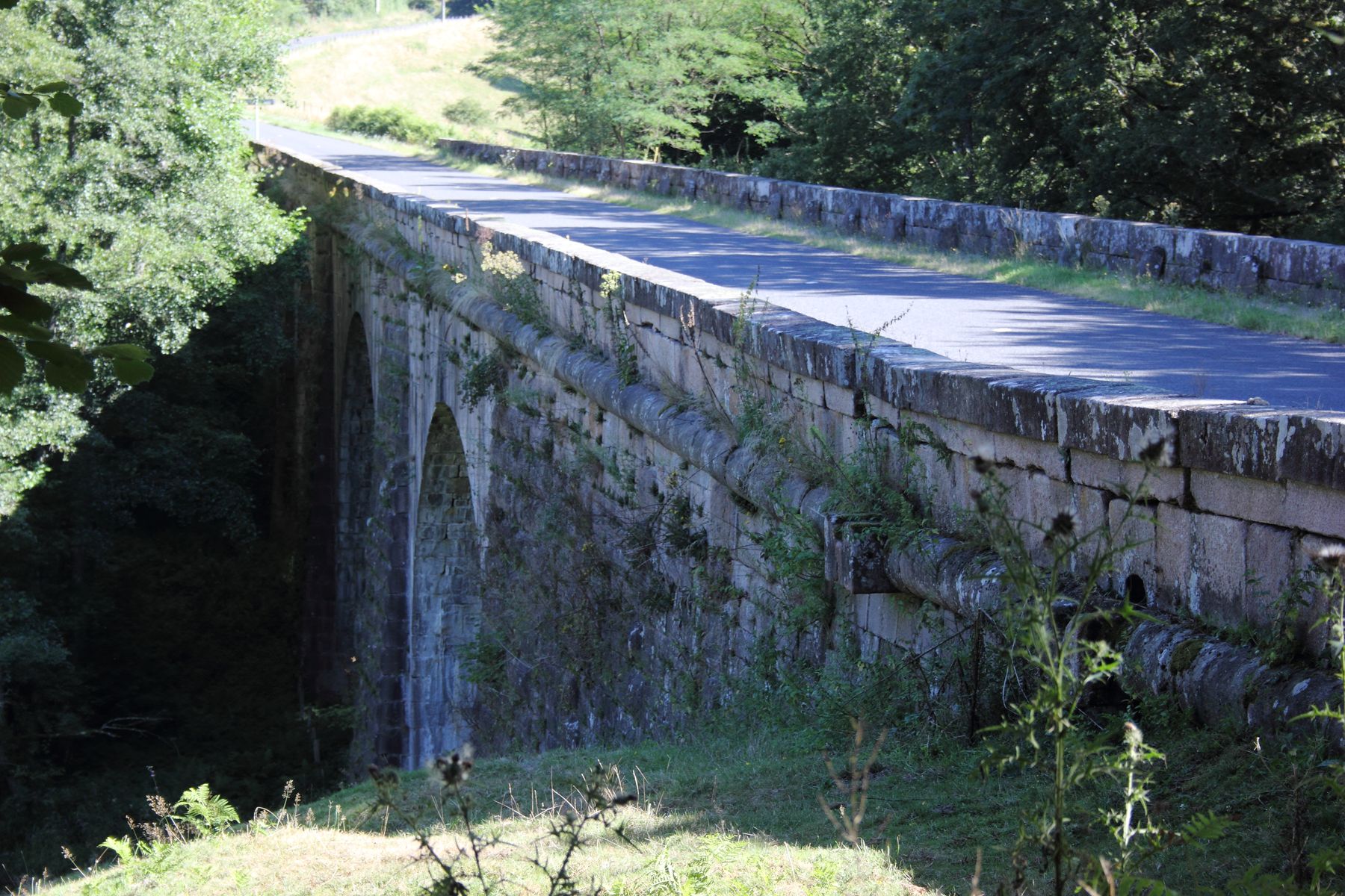 droiturier-pont-de-la-vallee-lapalissetourisme-3.jpg